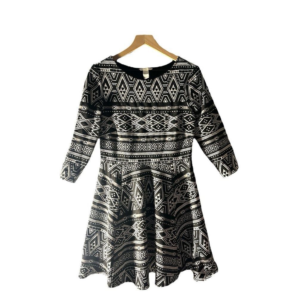 H&M Fit and Flare Dress Geometric Print 3/4‎ Sleeve Casual Size M